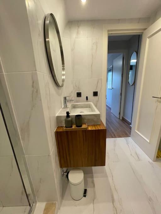 Estupendo Duplex A 5 Min Andando De La Playa Apartment Марбеля Екстериор снимка